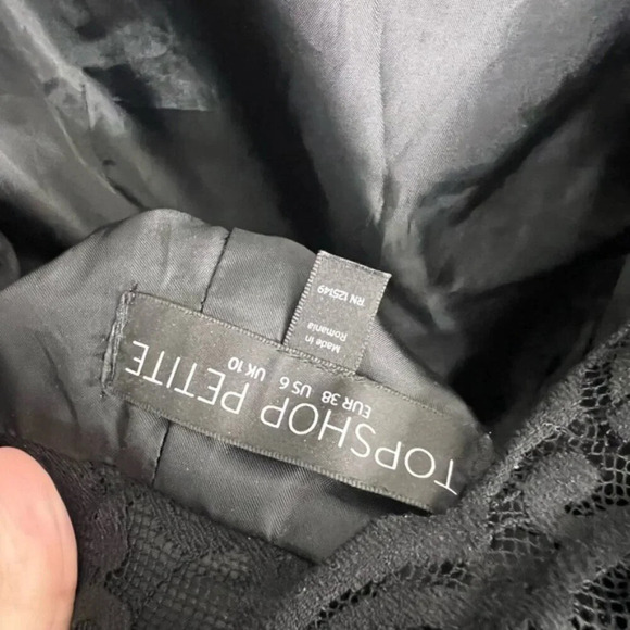 Topshop  petite romper floral gray black size 6 lace - Picture 6 of 6